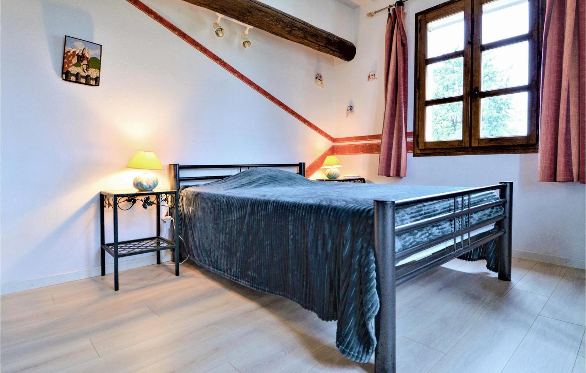 4 Bedroom Lovely Home In Marguerittes Kültér fotó